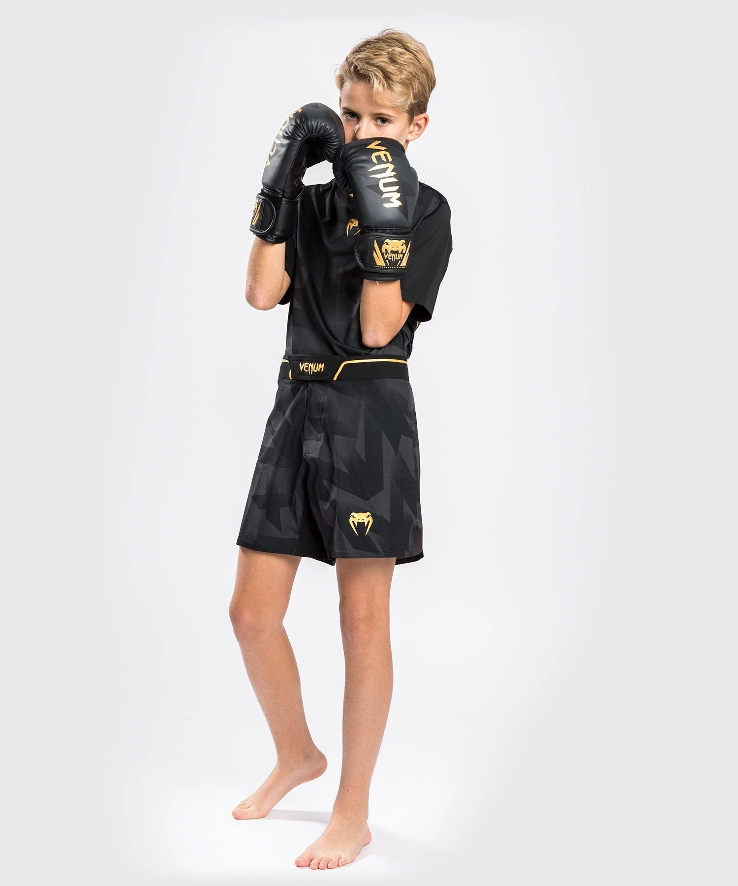 Venum Razor Kids MMA Shorts - Black/gold 4 Venum Razor Kids MMA Shorts - Black/gold - Image 4