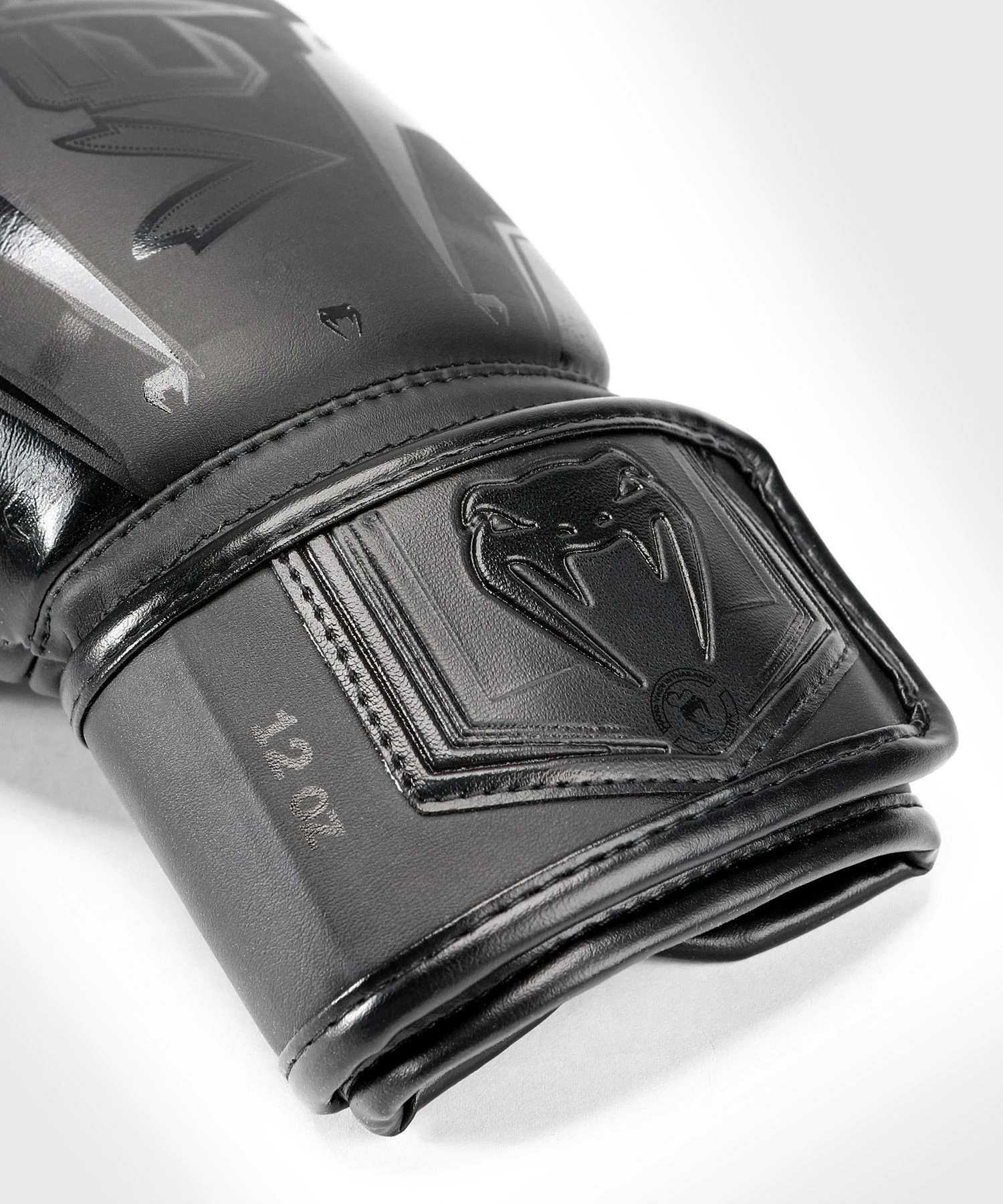 Venum Boxing Gloves Elite Evo - Black 3 Venum Boxing Gloves Elite Evo - Black - Image 3