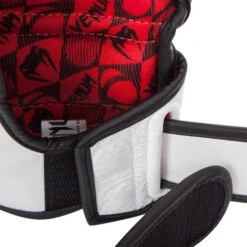 Venum Undisputed MMA Gloves 2.0 - White, VENUM-1393 7 Venum Undisputed MMA Gloves 2.0 - White, VENUM-1393 -Boxing Equipment Store 302cb729eb22d31ae8cf256998ef05ec 4603f8f7 197f 4e7f 8d16 a7d7cc3d1f61