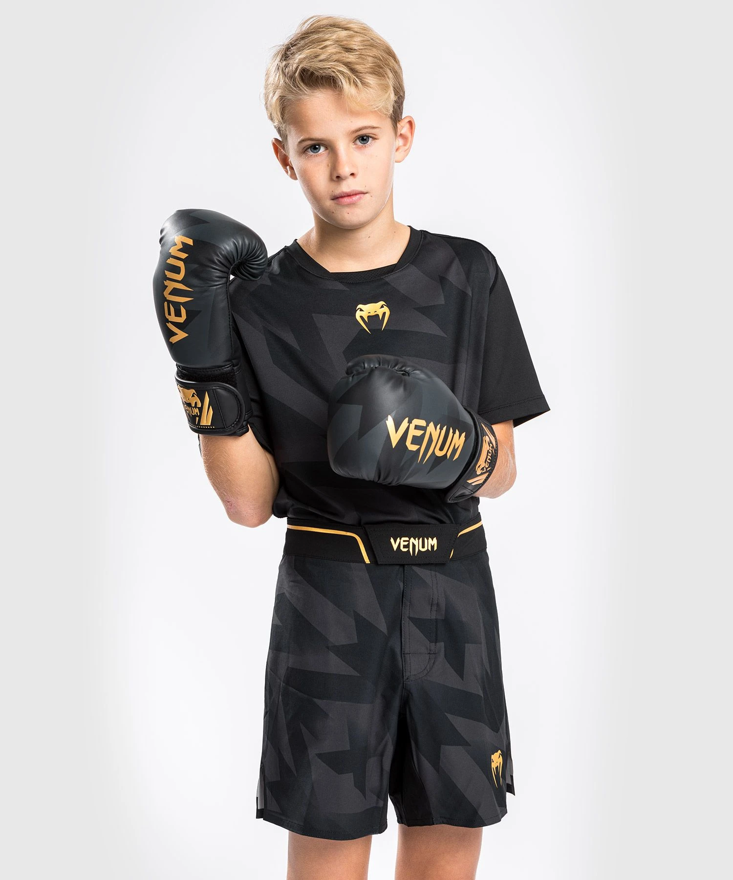 Venum Razor Kids MMA Shorts - Black/gold 3 Venum Razor Kids MMA Shorts - Black/gold - Image 3