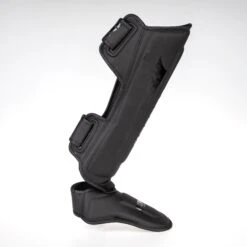King Pro Boxing Shinguards Revo 4 - Black 7 King Pro Boxing Shinguards Revo 4 - Black -Boxing Equipment Store DSCF3986
