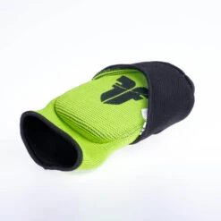 Fighter Reversible Elbow Guard - Black/green -Boxing Equipment Store DSCF5299