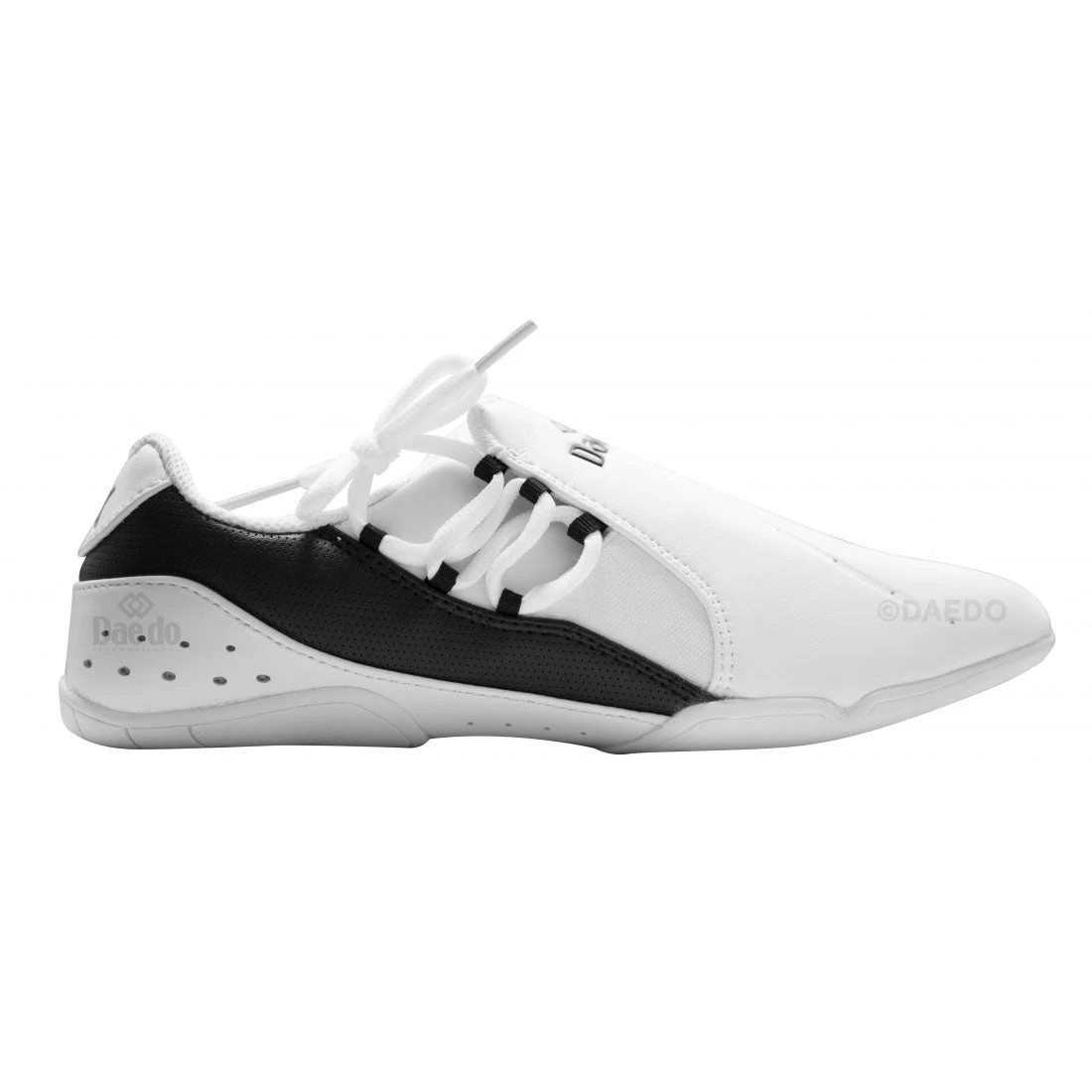 Daedo Budo Shoes KIX - White/black, ZA 2024 5 Daedo Budo Shoes KIX - White/black, ZA 2024 - Image 5